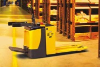 Wózek paletowy elektryczny CBD20R-II; udźwig: 2000kg

