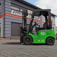 Elektryczny wózek widłowy EP EFL181 (Li-ION)
