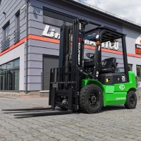 Elektryczny wózek widłowy EP EFL252 (Li-ION)
