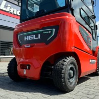 Elektryczny wózek widłowy Heli CPD25-A3LiH4-M (Li-ION)
