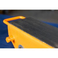 Platforma transportowa 2500R-02, udźwig 2,5 T
