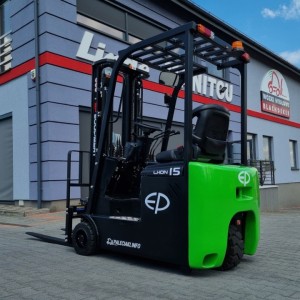 3-kołowy elektryczny wózek widłowy EP EFS151 (Li-ION)