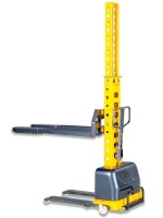 Wózek paletowy elektryczny samozaładowczy VANGO500 0,5T 1,3M 
